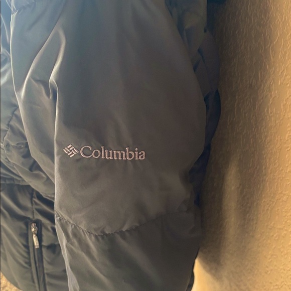 Columbia Women's Black Quilted Snap Down Button Hooded Jacket, Size Small - Picture 7 of 11